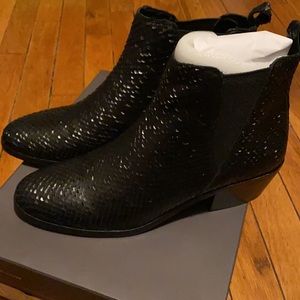 Vince Camuto Snake Skin PORTA CHELSEA BOOT